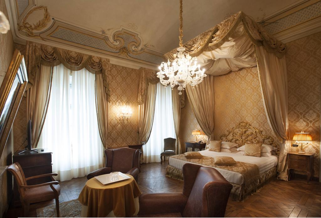 Hotel Castello Di Guarene Habitación foto