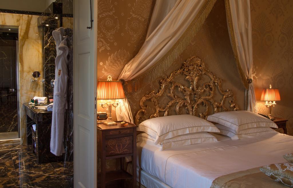 Hotel Castello Di Guarene Habitación foto